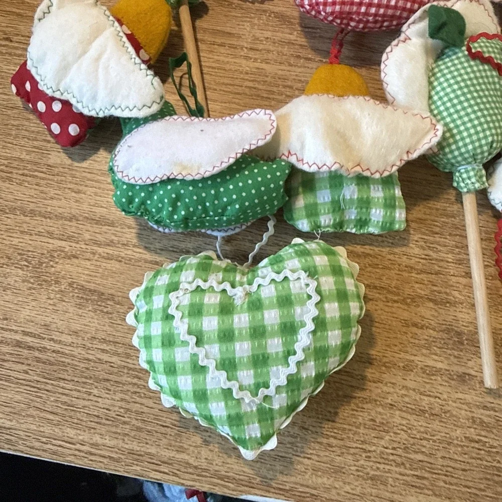 Lot Of 10 Vintage Hand Made Christmas Tree Ornaments Fabric Stuffed Figurines
